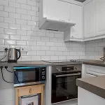 Pass The Keys Bright Town-centre Flat With Outdoor Area *